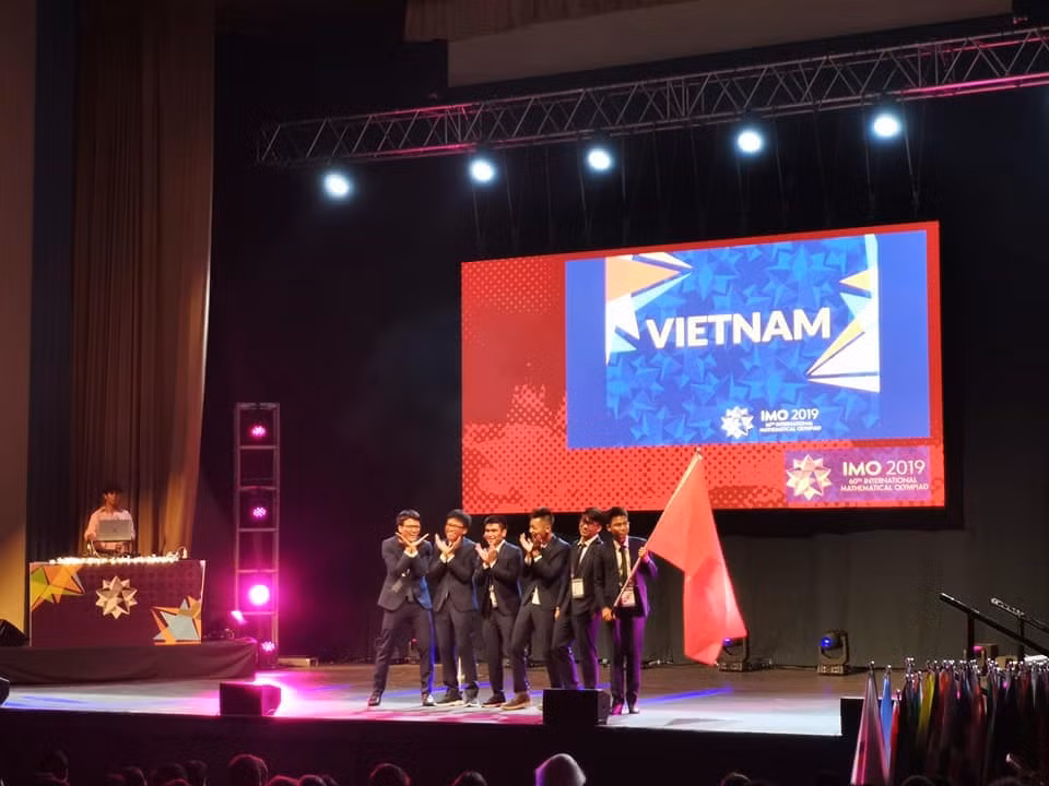 Việt Nam giành 2 Huy chương vàng, 4 Huy chương bạc tại Olympic Toán quốc tế 2019
