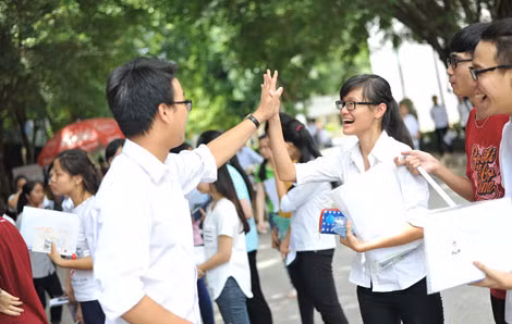 Niềm vui của các thí sinh khi làm tốt bài thi THPT quốc gia 2015. (Ảnh minh họa) Niềm vui của các thí sinh khi làm tốt bài thi THPT quốc gia 2015. (Ảnh minh họa)