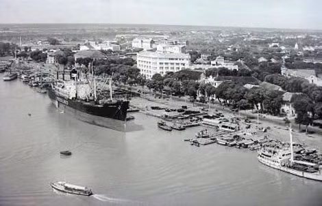 Nhà máy đóng tàu Ba Son thời Pháp thuộc.