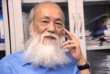 Giáo sư Văn Như Cương.