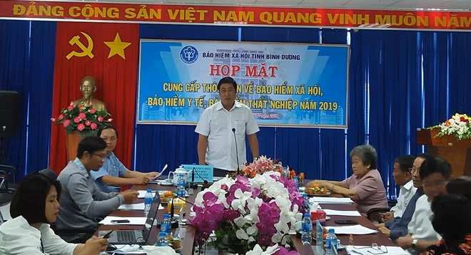 Ông Nguyễn Duy Hiểu phát biểu tại buổi gặp mặt báo chí