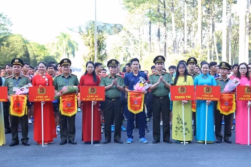 Khai mạc Giải bóng chuyền Đại hội khỏe “Vì ANTQ” phía Nam