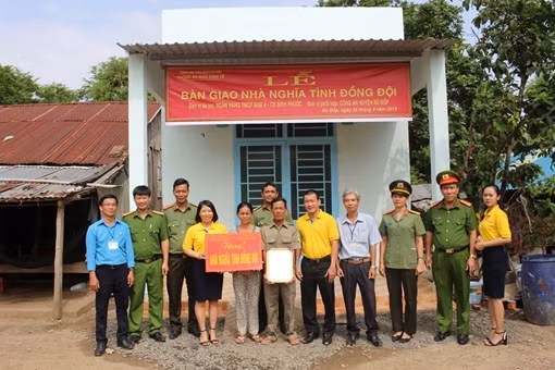 Công an TP Cần Thơ xây dựng “Căn nhà mơ ước” tặng trẻ em mồ côi ảnh 3