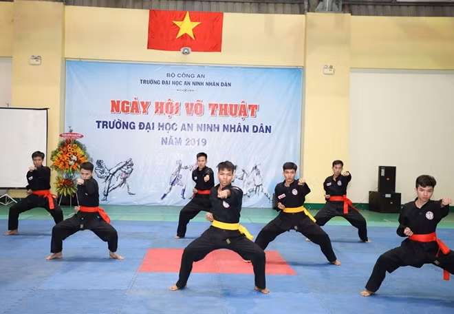 Một số tiết mục đặc sắc tại ngày hội