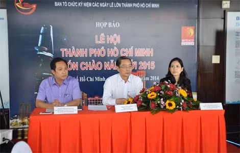Đại diện sở văn hóa, thể thao và du lịch TP.HCM, tập đoàn Bitexco trao đổi với báo chí về lễ hội TP.HCM đón chào năm mới.