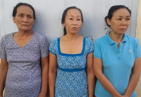 Ba đối tượng tại CQĐT.