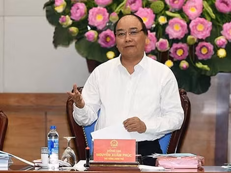 Thủ tướng Nguyễn Xuân Phúc yêu cầu huy động, đa dạng hóa nguồn lực ứng phó với BĐKH. Ảnh: VGP/Quang Hiếu.