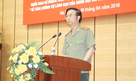 Thứ trưởng Thường trực Đặng Văn Hiếu phát biểu tại Hội nghị.