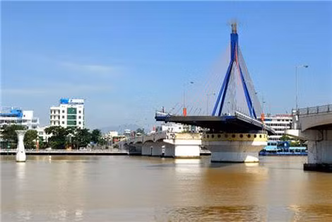 Cầu Sông Hàn - Cầu hiện đại nhất.