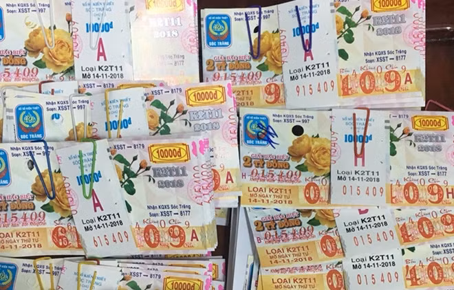 Trong 80 tờ vé số mà ông T. trúng thưởng có 8 tờ độc đắc và 72 tờ trúng giải phụ đặc biệt.