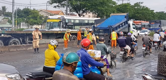 Công việc từ buổi sáng đến trưa mới hoàn thành
