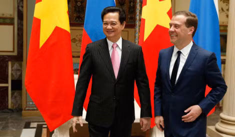 Thủ tướng Nguyễn Tấn Dũng và Thủ tướng Dmitry Medvedev trong cuộc hội đàm ngày 14/5/2013 tại Moscow. Ảnh: vietnamese.ruvr.ru