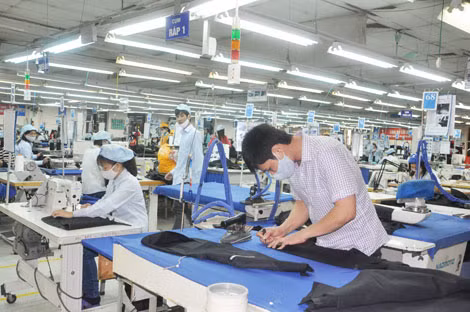 Tập trung doanh nghiệp phục hồi sản xuất là nhiệm vụ hàng đầu trong năm 2015.