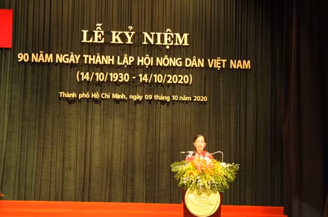 Chủ tịch Hội Nông dân TP Hồ Chí Minh đọc diễn văn kỷ niệm 90 năm Ngày thành lập Hội Nông dân Việt Nam