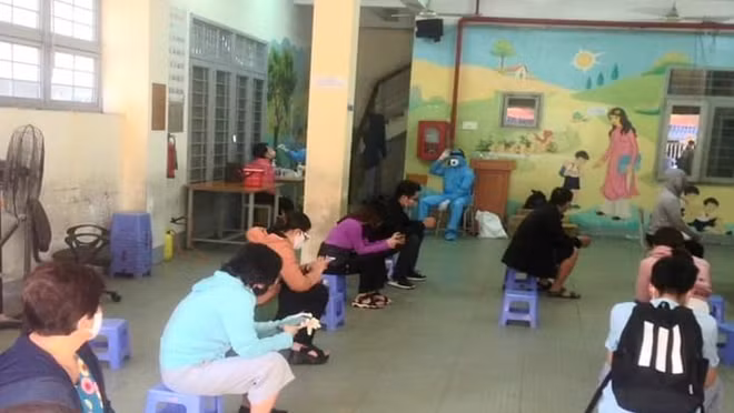 Người dân cần nâng cao ý thức trong phòng chống dịch COVID – 19