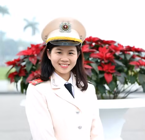 Trung úy Đặng Thị Thủy.