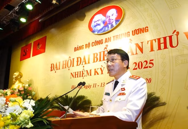Các đồng chí Thứ trưởng điều hành phiên trù bị.