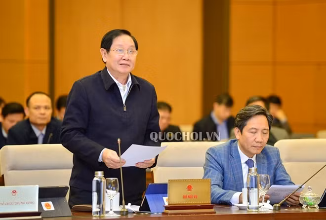 Bộ trưởng Bộ Nội vụ Lê Vĩnh Tân.