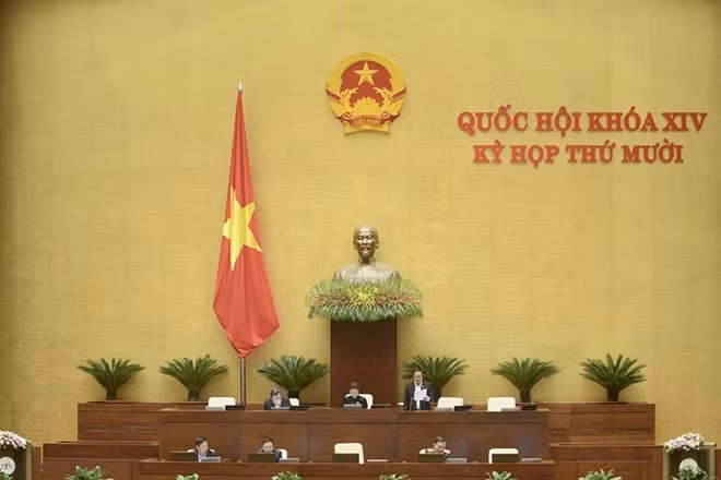 Toàn cảnh phiên họp.