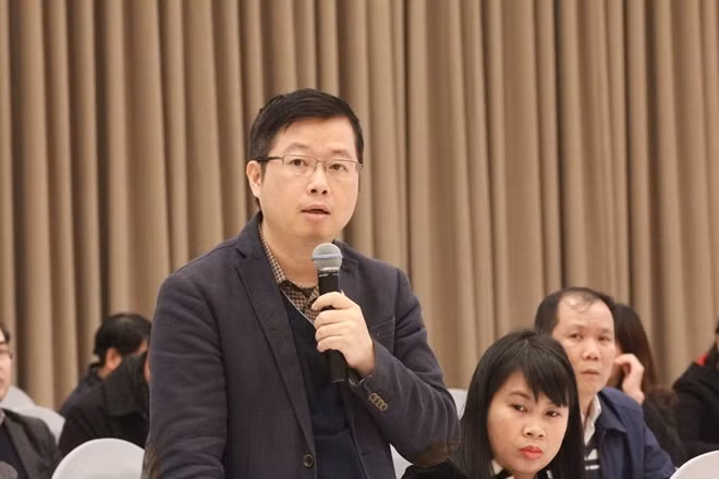 Ông Nguyễn Thanh Lâm trả lời tại họp báo.
