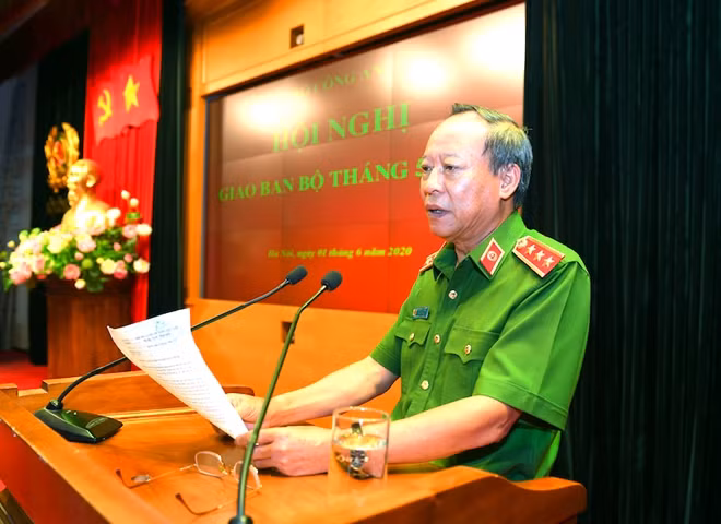 Thứ trưởng Lê Quý Vương phát biểu tại hội nghị.