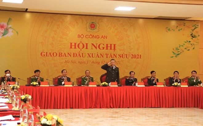 Bộ trưởng Tô Lâm chủ trì hội nghị.