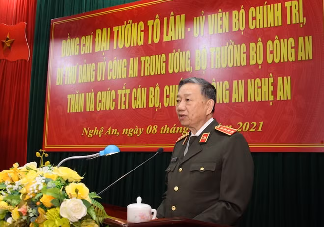Bộ trưởng Tô Lâm phát biểu chỉ đạo tại buổi làm việc.