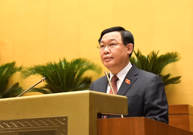 Chủ tịch Quốc hội Vương Đình Huệ phát biểu khai mạc kỳ họp.