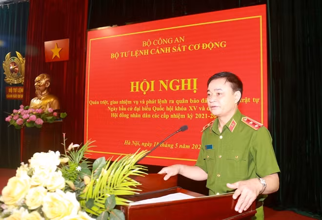 Trung tướng Phạm Quốc Cương phát lệnh ra quân bảo đảm ANTT Ngày bầu cử.