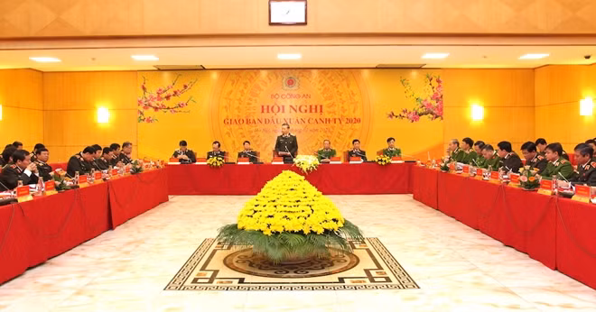 Toàn cảnh hội nghị.
