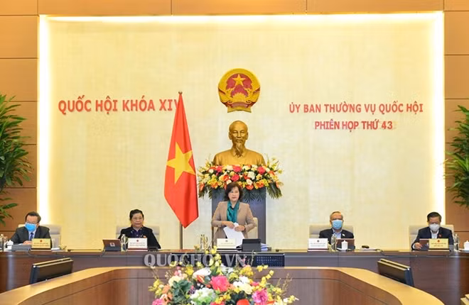 Toàn cảnh phiên họp.