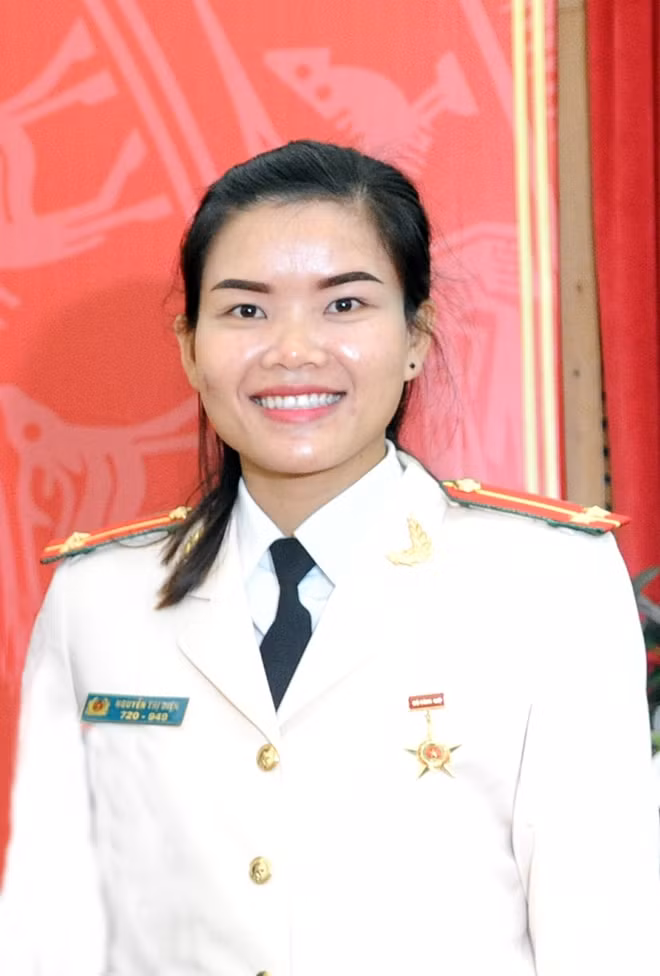 Trung úy Nguyễn Thị Diện.