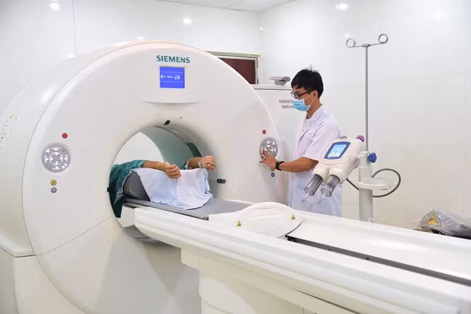 Bệnh nhân được chụp tầm soát bệnh bằng máy CT-Scaner 256 lát cắt.