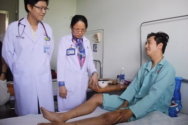 Bệnh nhân nam quận Tân Bình bị thuyên tắc phổi đã được can thiệp, trị đúng bệnh sau 3 tháng trời ròng rã đi nhiều nơi.
