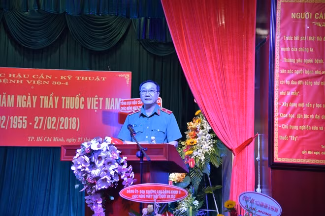 Thiếu tướng Tống Mạnh Chinh phát biểu tại buổi lễ.
