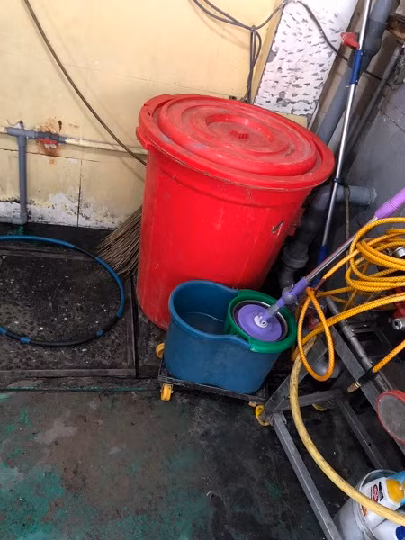 Nơi SX không đạt tiêu chuẩn điều kiện kinh doanh chế biến thực phẩm tại Công ty TNHH Đồng Tiến