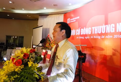 Ông Lê Thanh Thuấn, Chủ tịch HĐQT Tập đoàn Sao Mai (ASM) phát biểu tại đại hội.