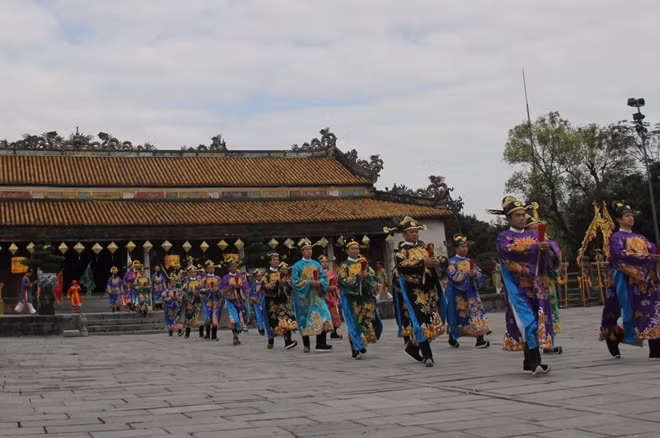Tái hiện lễ Nguyên đán thời Nguyễn trong Hoàng cung dưới triều Nguyễn.