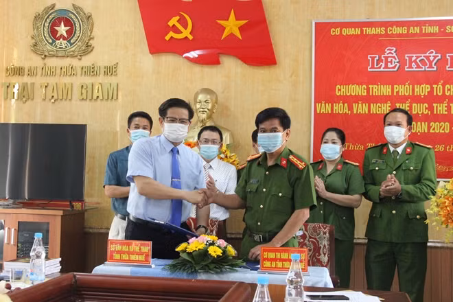 Việc ký kết phối hợp giữa Cơ quan THAHS Công an tỉnh Thừa Thiên Huế và Sở VHTT tỉnh nhằm nâng cao năng lực tổ chức, phát triển VHVN, TDTT, đáp ứng nhu cầu hưởng thụ văn hóa, rèn luyện sức khỏe cho phạm nhân.
