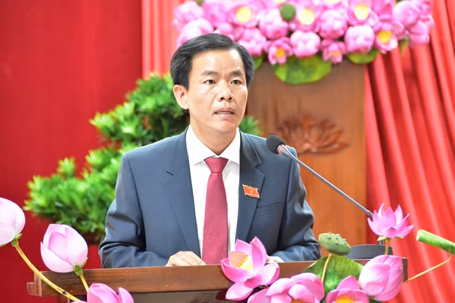 Ông Nguyễn Văn Phương được bầu giữ chức Chủ tịch UBND tỉnh Thừa Thiên Huế, nhiệm kỳ 2021 - 2026.
