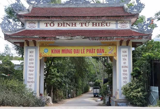 So với lễ Phật đản những năm trước, năm nay Tổ đình Tường Vân, Từ Hiếu vắng lặng hơn vì thực hiện nghiêm quy định phòng, chống dịch COVID-19.