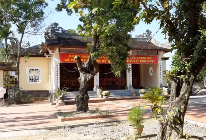 Phủ Kiên Thái Vương, nơi bà Dinh và con cháu thờ tự 5 vị vua triều Nguyễn.