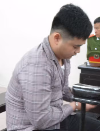Bị cáo Long.