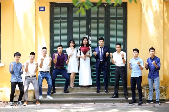 Lưu giữ lại những khoảnh khắc đáng nhớ bên bạn bè
