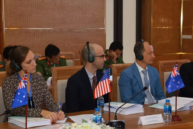 Các chuyên gia, lãnh đạo quốc tế đến tham gia Hội thảo quốc tế đánh giá kết quả và giải pháp nâng cao chất lượng dạy và học tiếng Anh trong các trường Công an nhân dân (CAND).