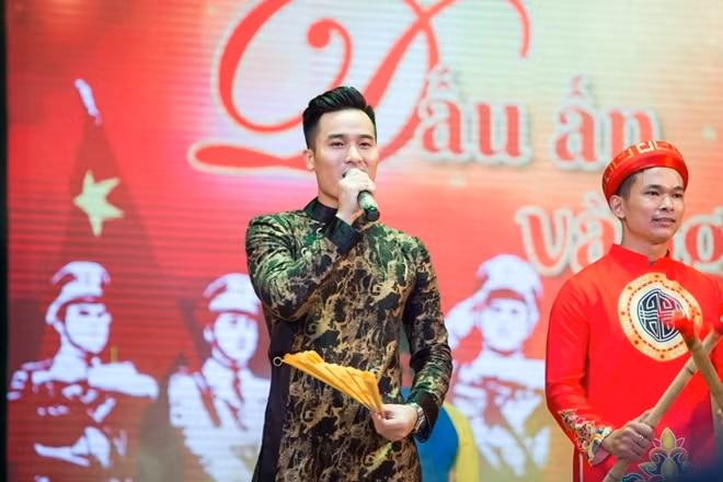 Phần thi Tài năng của đội CK4 với tác phẩm "múa hát dân ca ‘Dấu ấn vàng son"