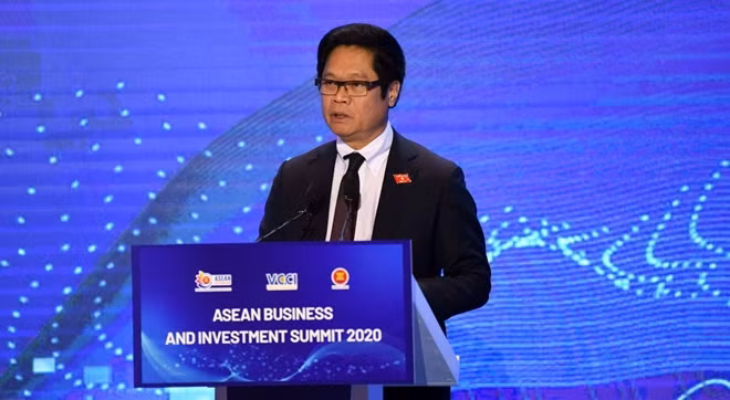 Ông Vũ Tiến Lộc, Chủ tịch VCCI, Chủ tịch 2020 ASEAN BIS phát biểu khai mạc hội nghị.