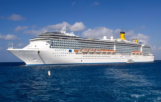 Du thuyền Costa Atlantica. Ảnh: CNN