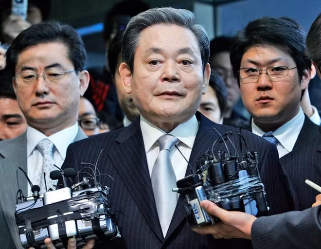 Chủ tịch Tập đoàn Samsung Lee Kun-hee. Ảnh: AP