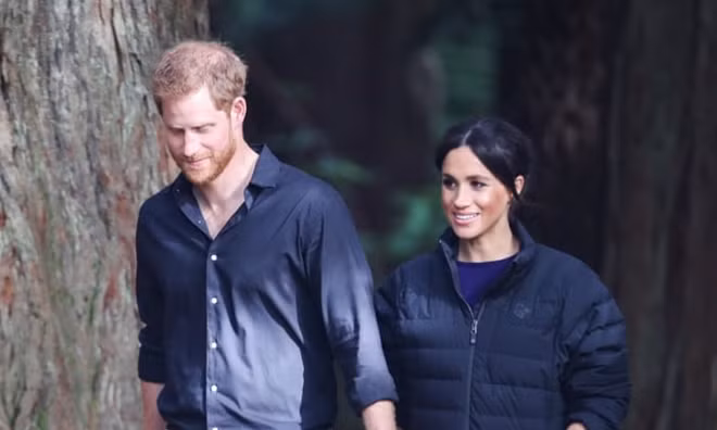 Hoàng tử Harry cùng vợ, Meghan Markle, đang bắt đầu cuộc sống mới tại Canada. Ảnh: Getty